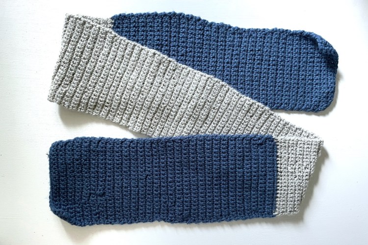 The perfect first crochet project: single crochet scarf